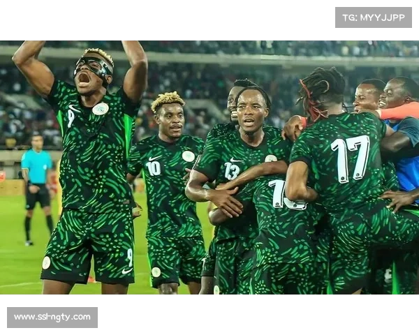 非洲杯八强战：尼日利亚4-0莫桑比克，奥斯梅恩双响卢克曼传射