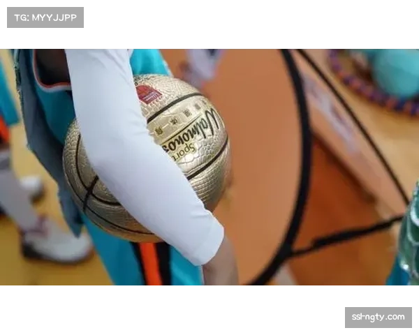 东莞幼儿园篮球宝贝失误应对获赞，团队默契演绎“不完美的完美”课